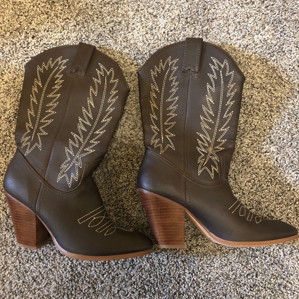 Miranda Lambert High Heel Boots